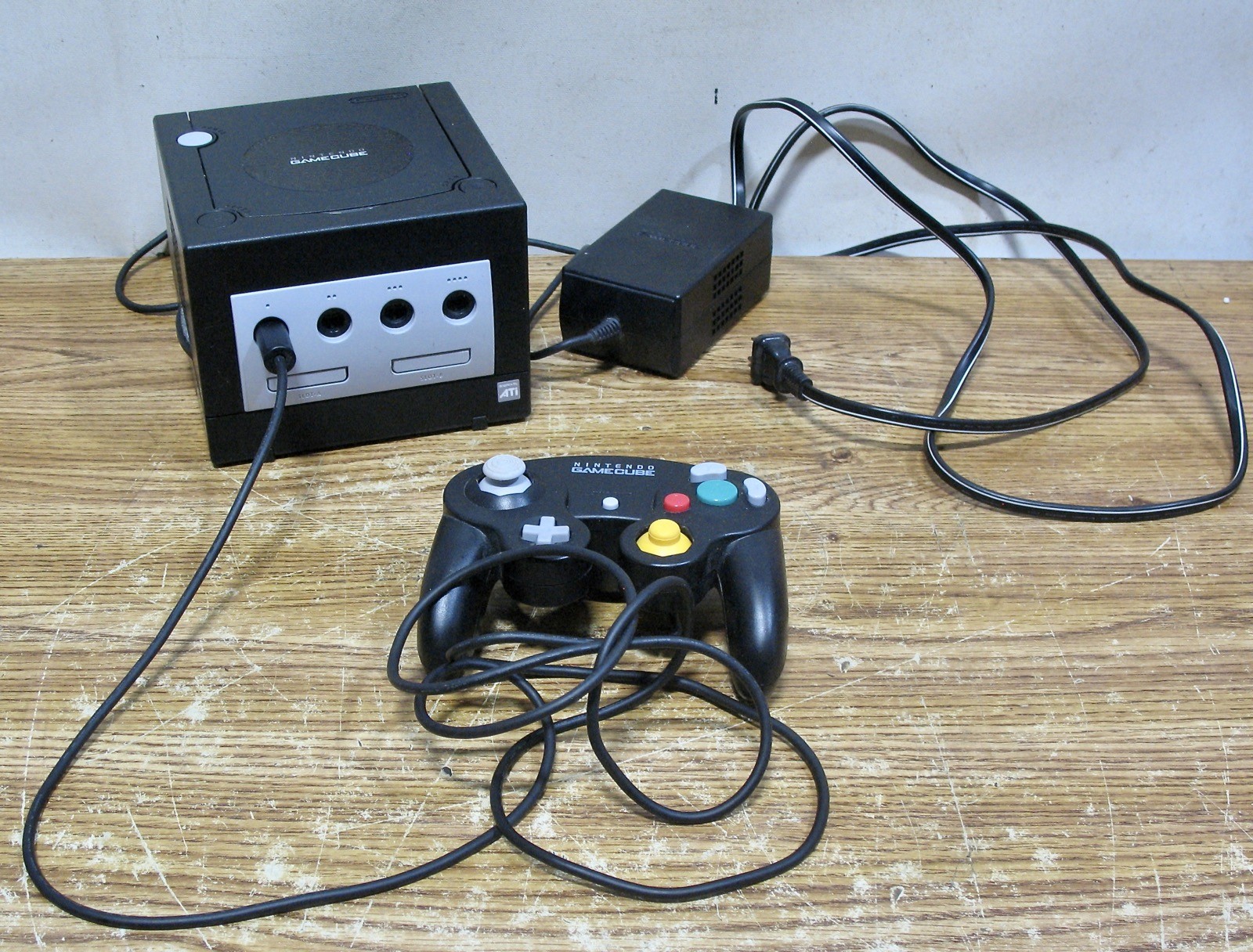 Nintendo GameCube w/Controller – Black – DOL-101 (USA)