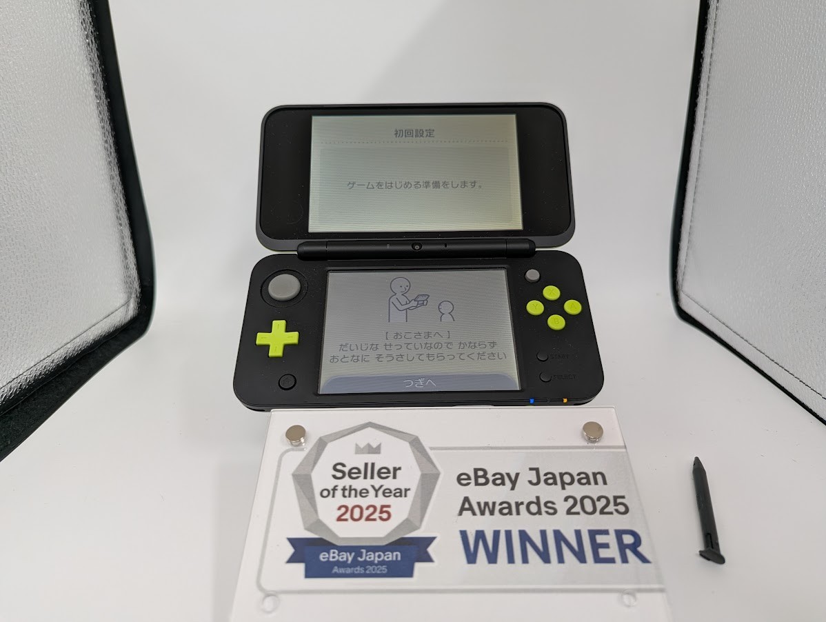 B6938 Nintendo new 2DS console LL XL Lime Green x Black Japan w/pen memory fx