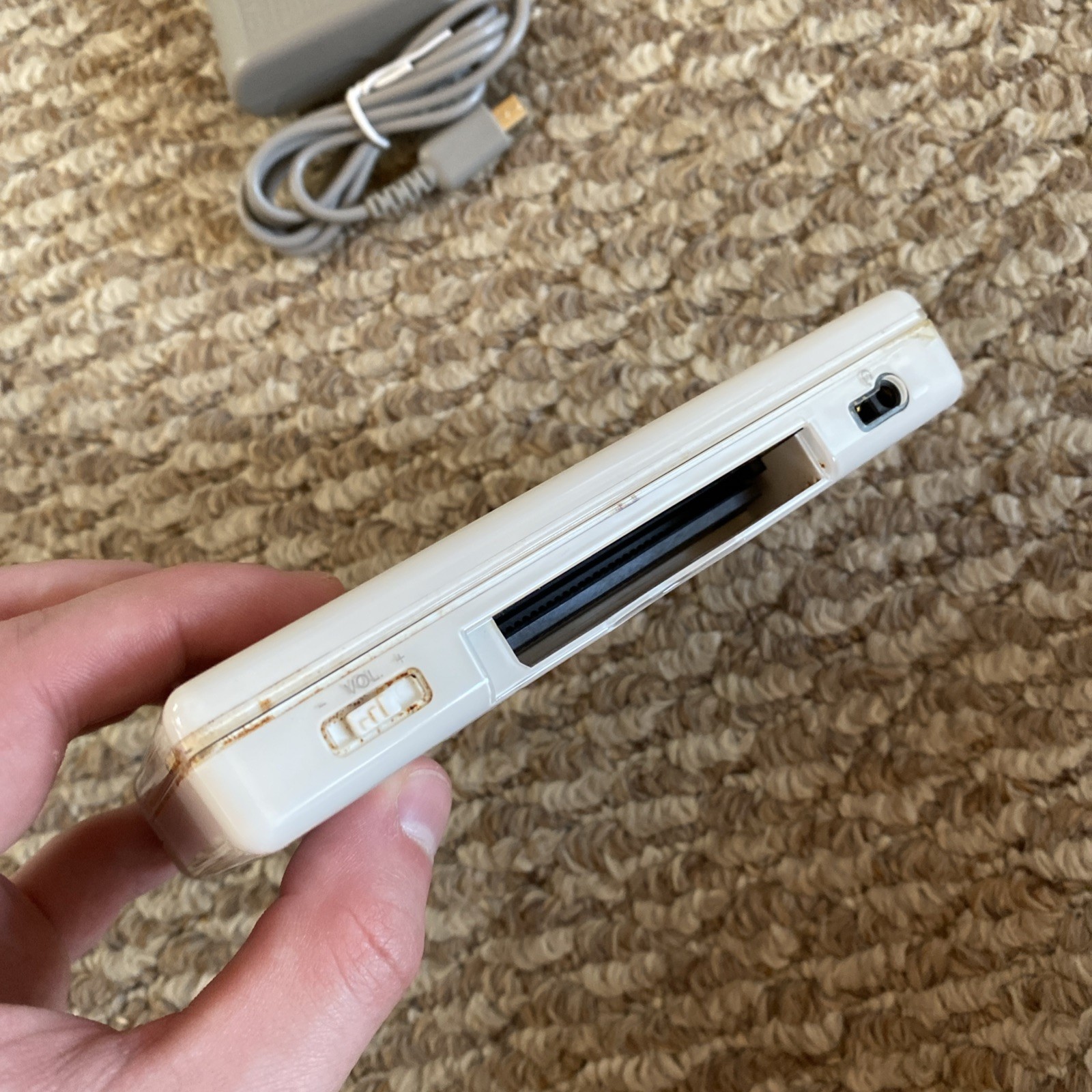 Nintendo DS Lite USG-001 Polar White w/ Charger USA
