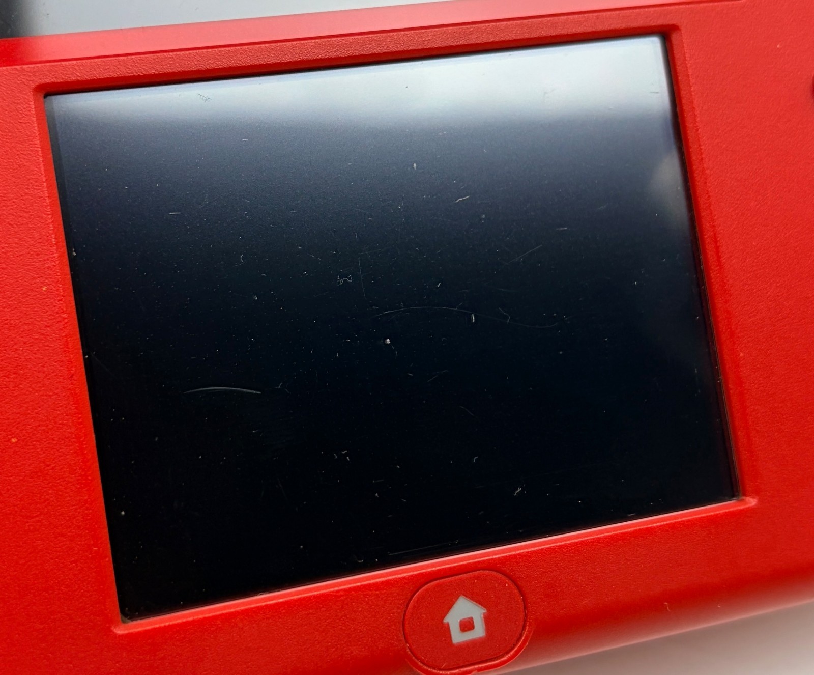 Nintendo 2DS Crimson Red Mario Kart 7 Handheld w/ 4GB Card, Charger & Stylus