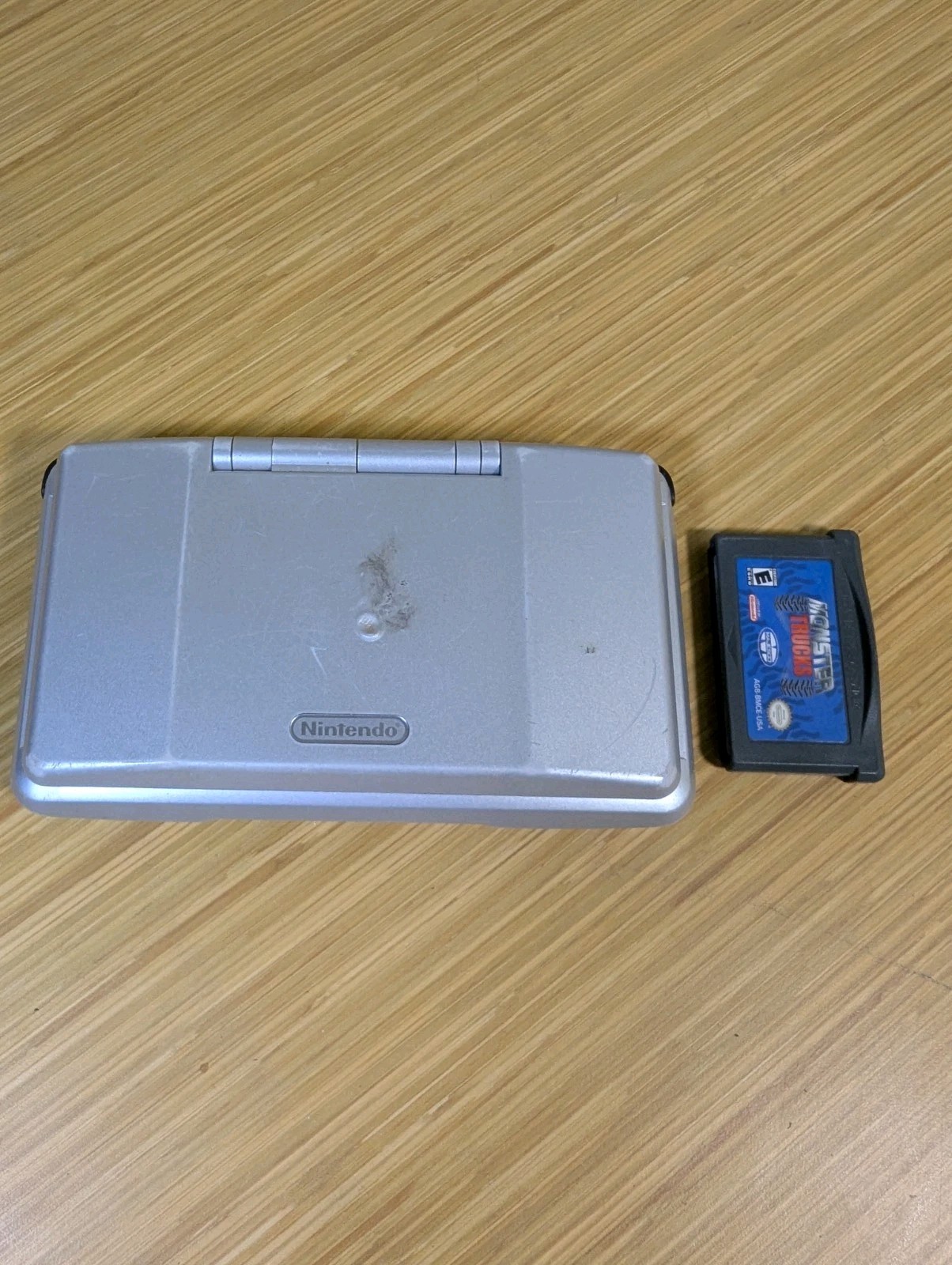 KAA Nintendo DS Silver Handheld Console NTR-001 No Power Cord Untested
