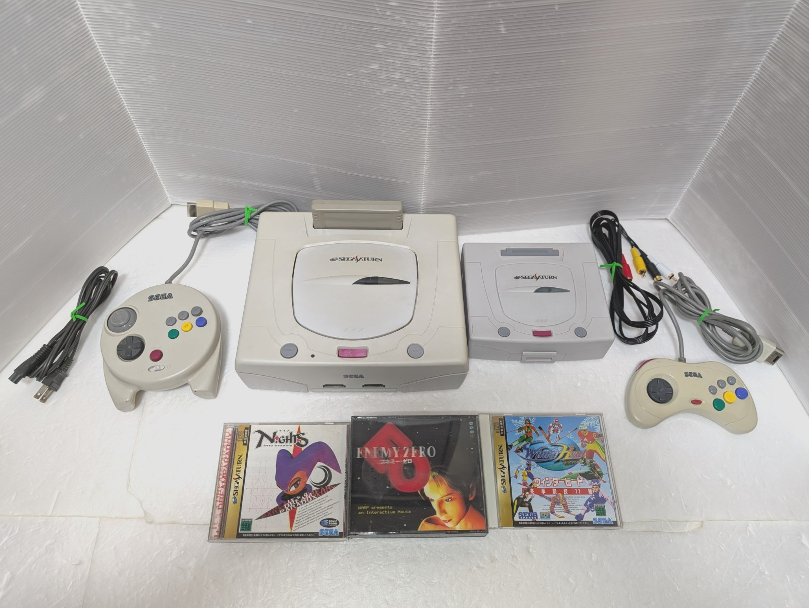 Sega Saturn White Console 3D Multi controller Game soft case Nights Japan