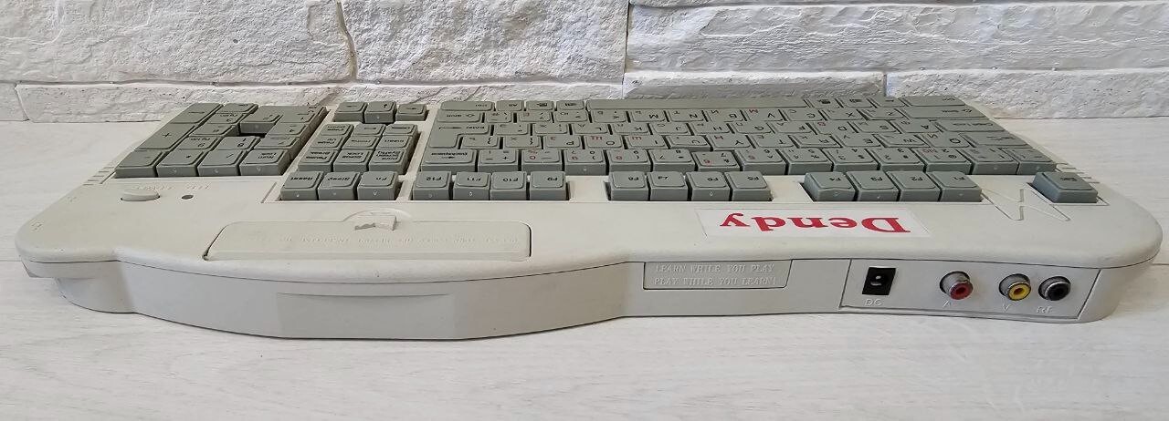 Retro 2000s Game Console Dendy Keyboard 8 bit Video Game System for parts/repair