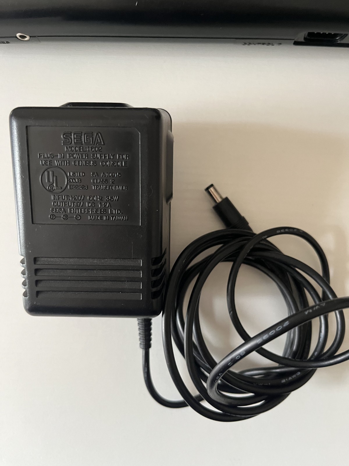 SEGA GENESIS Model 1 1601 Console, OEM AC Adapter 2x Controllers, HD Retrovision