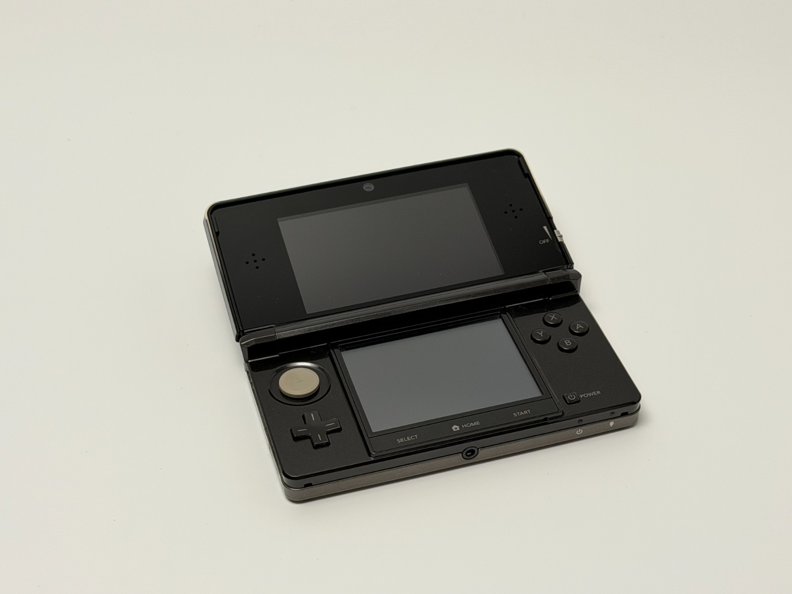 Ambassador Nintendo 3DS Cosmo Black Handheld System Bundle w/Zelda
