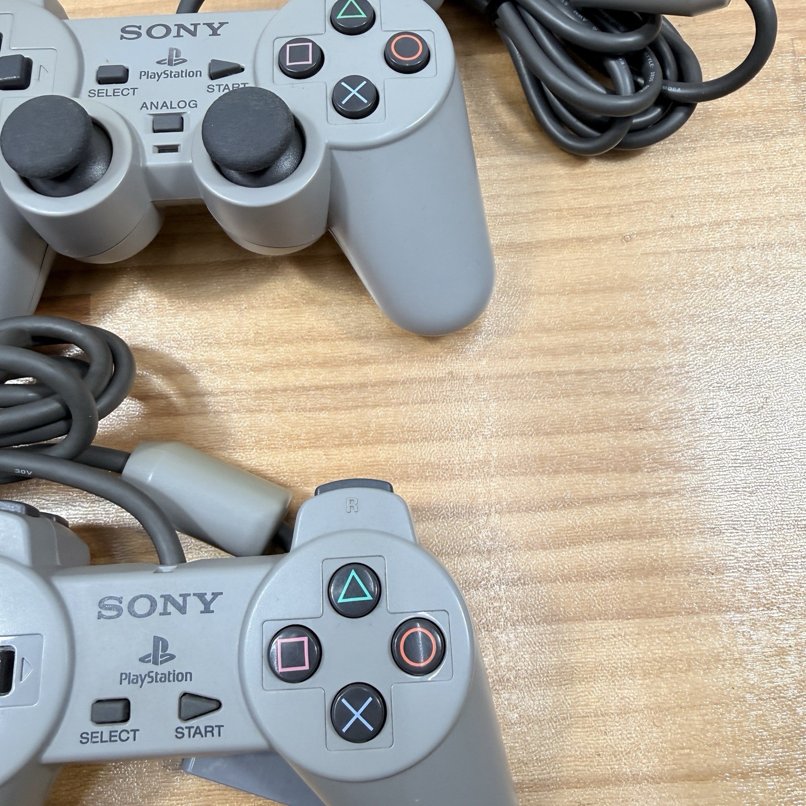 Sony PlayStation SCPH-7000 Dual Shock Console Boxed 2 Controllers Tested Used