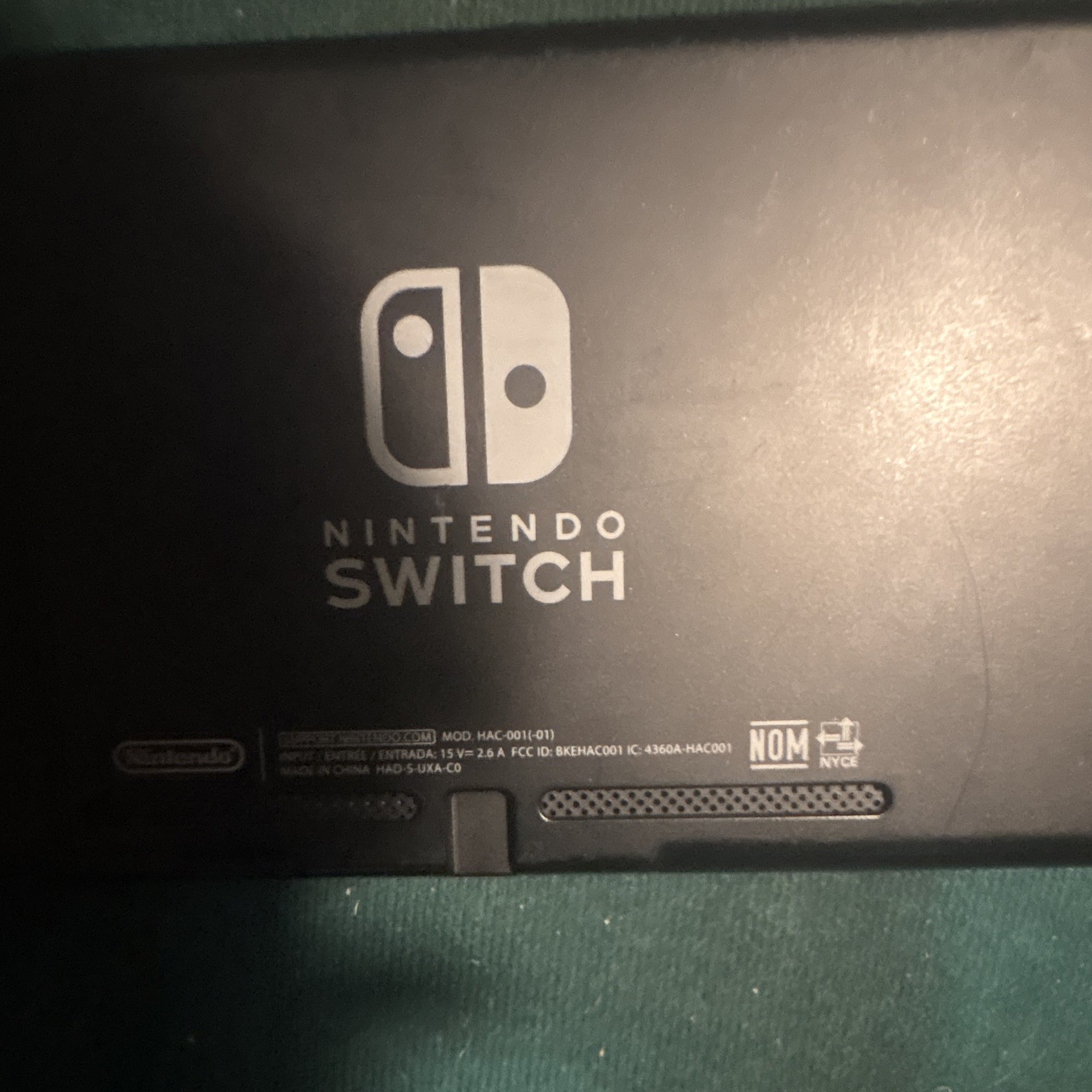 Nintendo Switch HAC-001(-01) Gray Console w/ Dock, Box, 32GB, 1080p