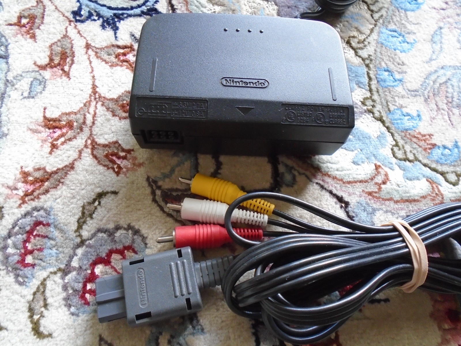 N64 Console NUS-001 w/ BOX, controller, cables, nintendo 64 TESTED