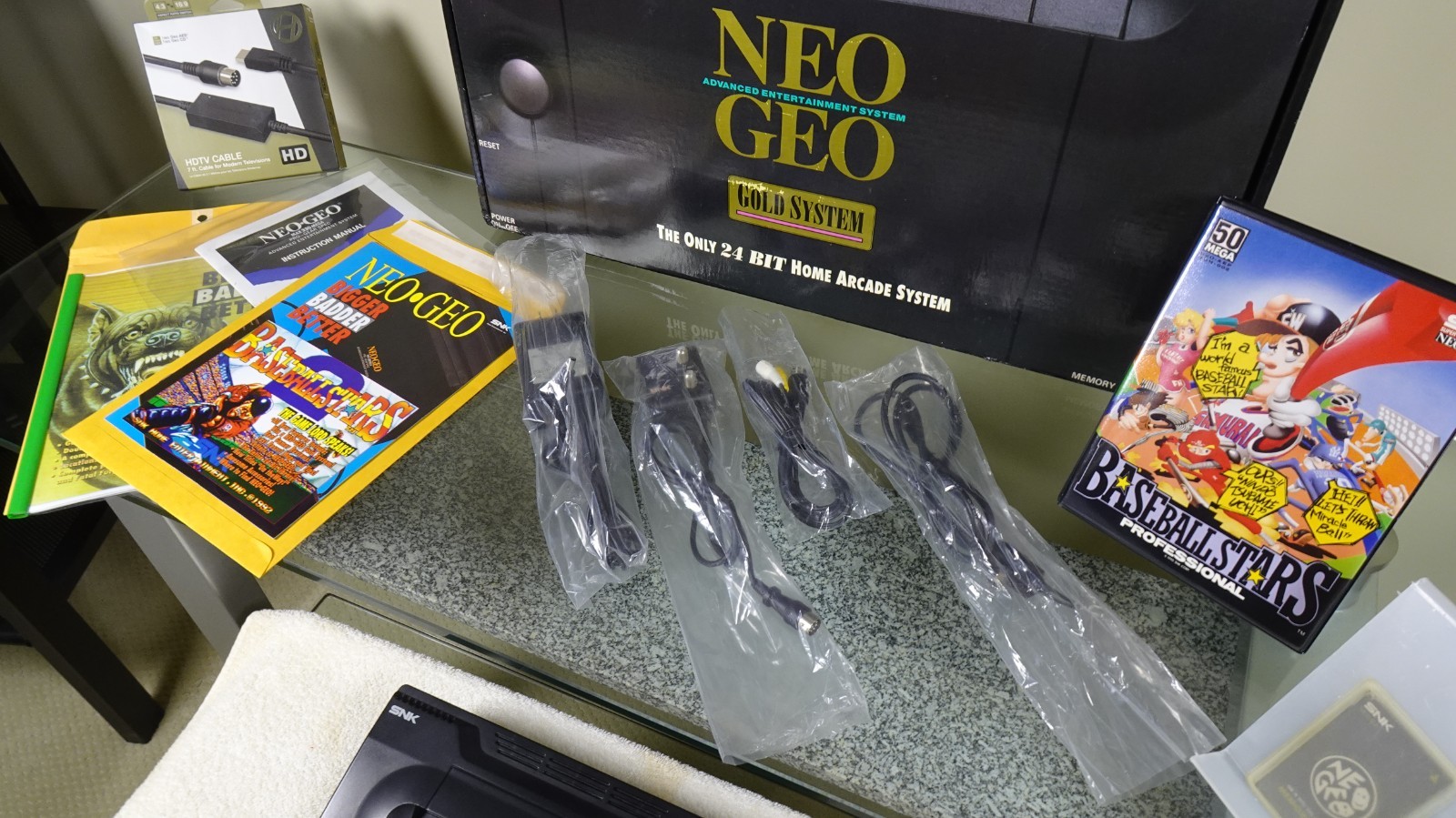 SNK Neo Geo Gold AES System (LN/CIB) RARE US Version *** Bonus Items ***