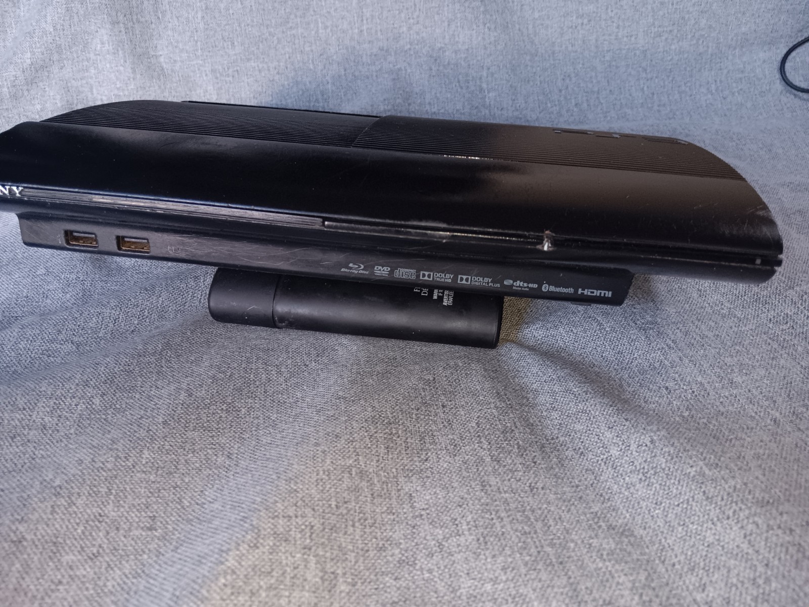 Sony PlayStation 3 Super Slim CECH-4001B 250GB Console