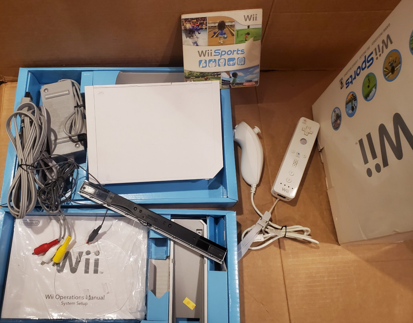 Nintendo Wii Sports Game Console Complete in Box CIB | Tested
