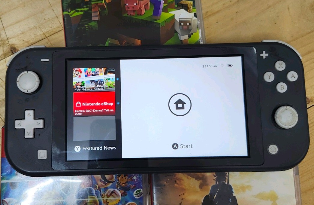 Nintendo Switch Lite Gray With Three Games Zelda Smash Bros Minecraft WORKING