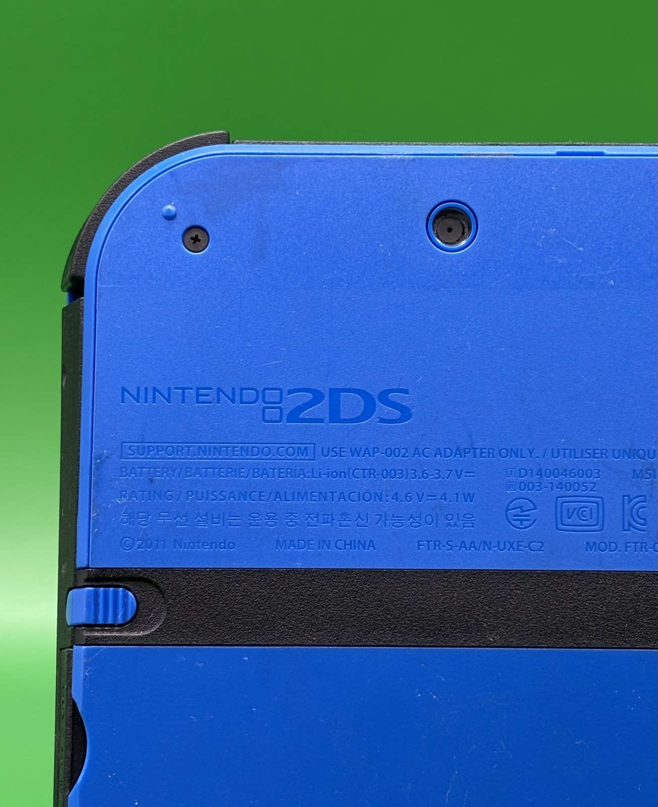 Nintendo 2DS – Electric Blue (F63) READ DESCRIPTION