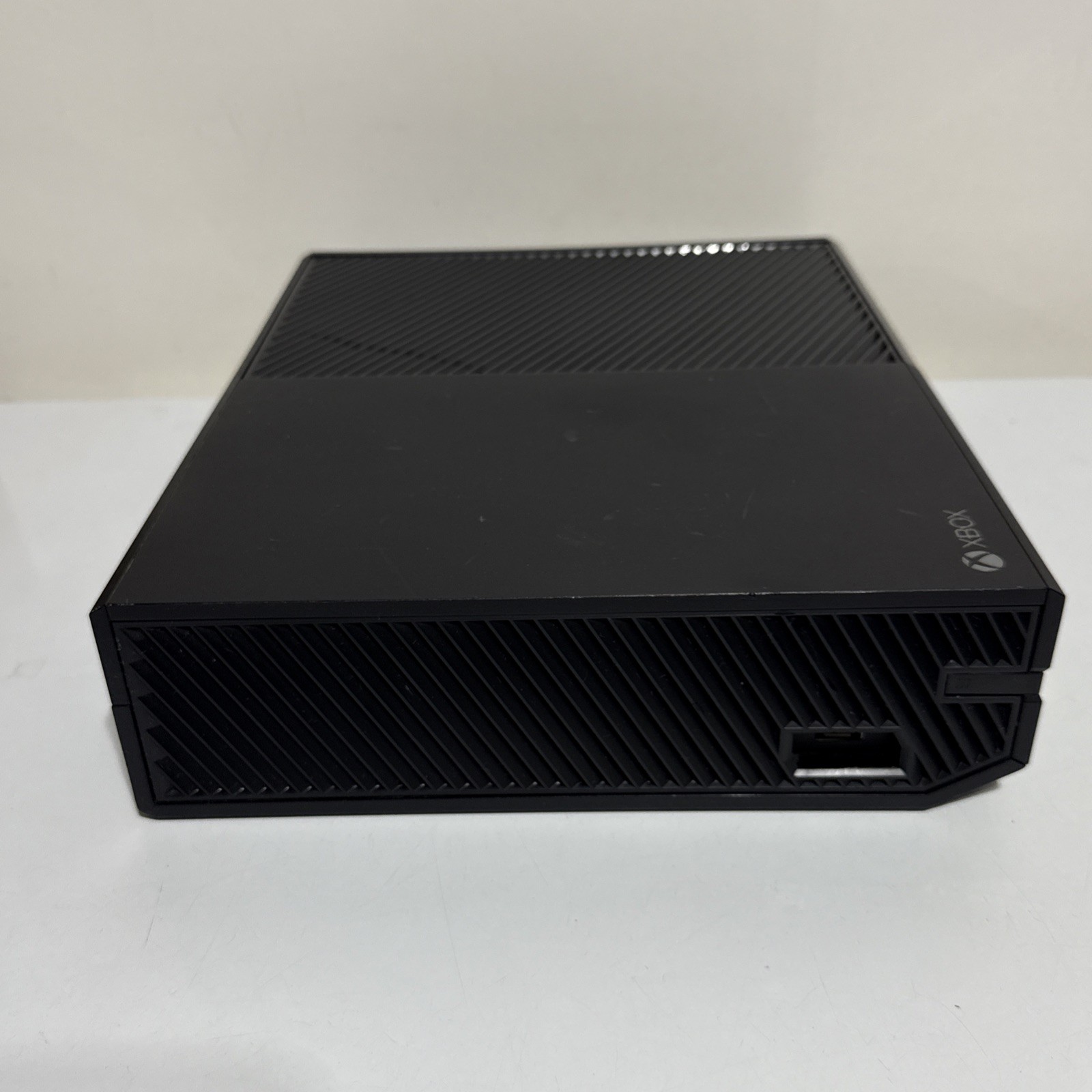 Microsoft Xbox One 500GB Home Video Game Console System (1540) | Console ONLY