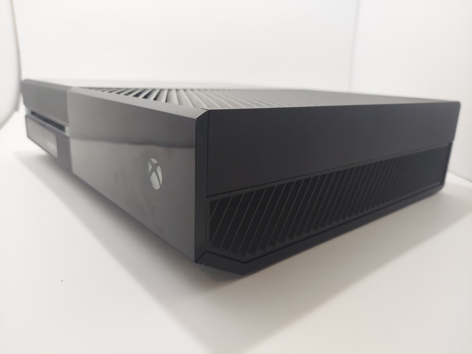 Xbox One 500GB Console Bundle – Controller With Game, Power & HDMI Cord – Tested