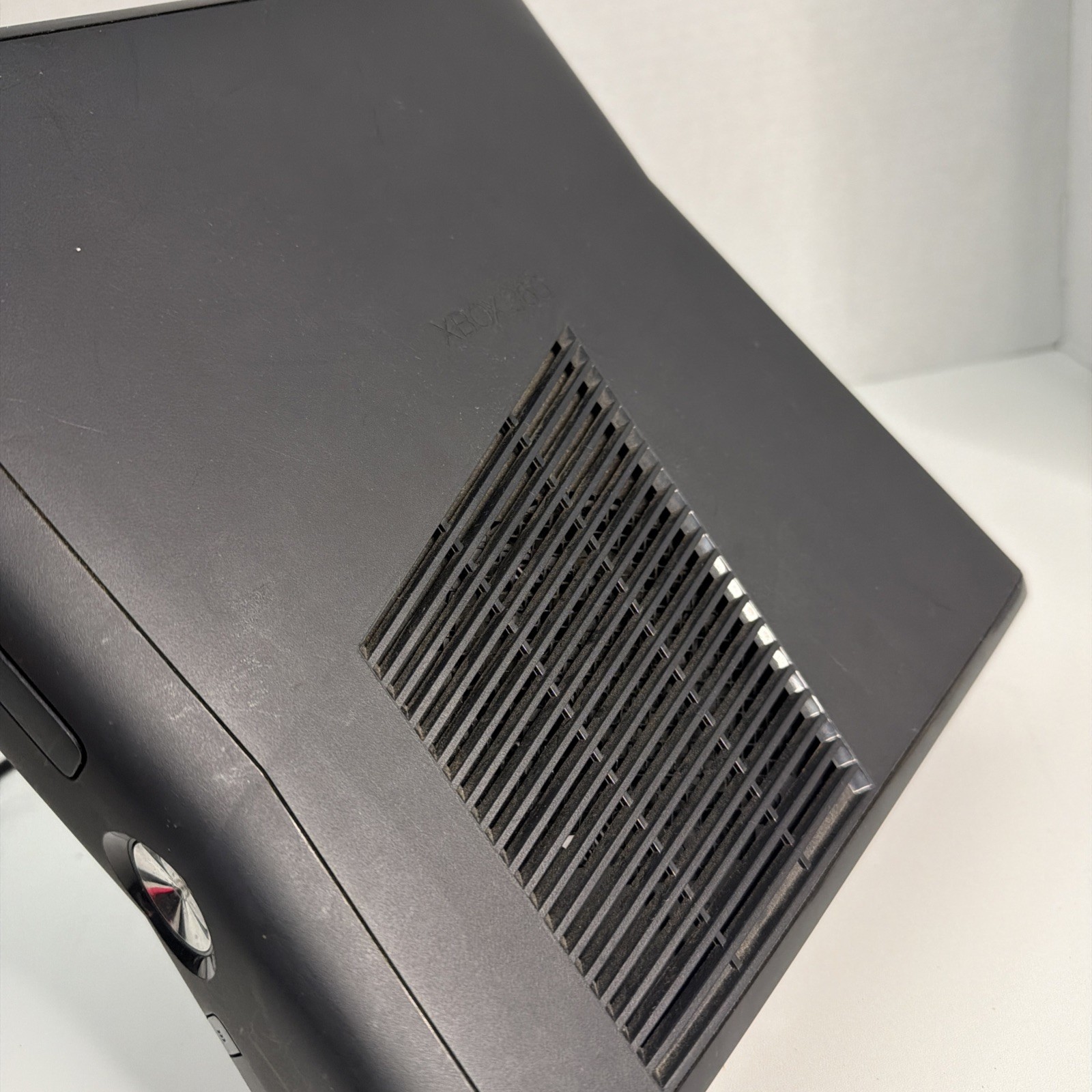 Microsoft Xbox 360 S 4GB Console Gaming System Only Matte Black 1439 Tested