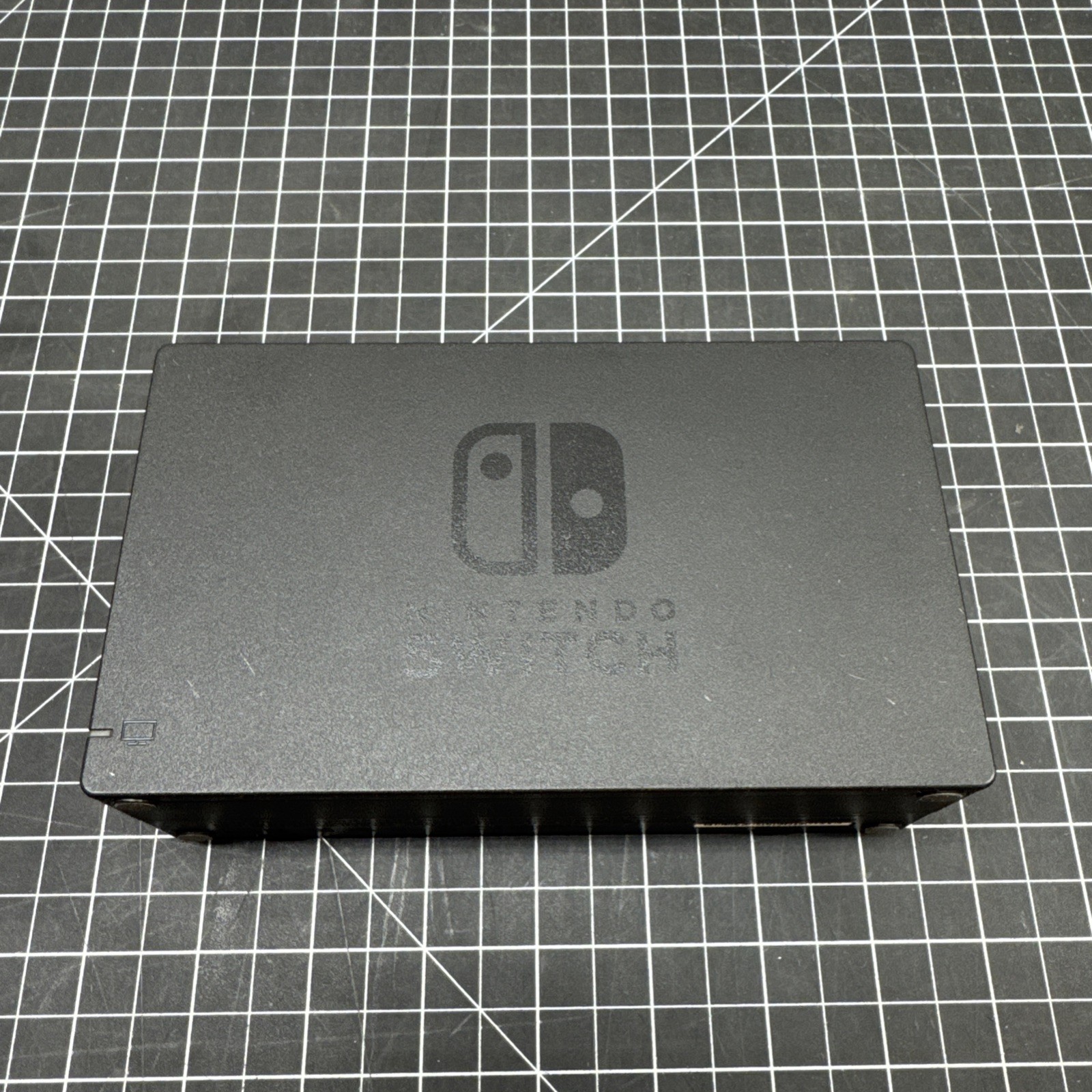 Nintendo Switch 1 V2 Console Complete Works Perfectly A E2