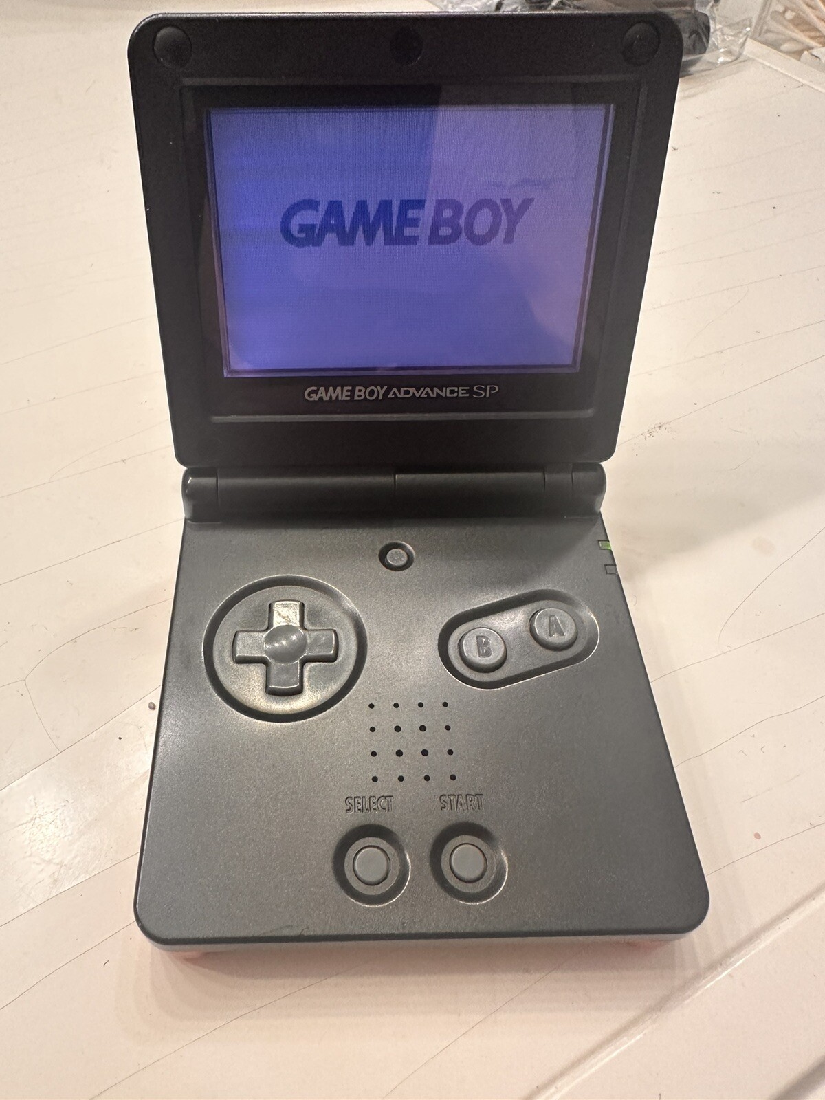 Nintendo Game Boy Advance SP – Flame Red