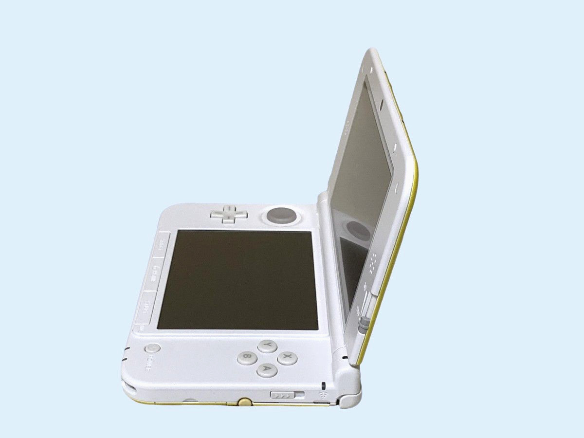 Nintendo 3DS XL LL Pokemon Center Pikachu Yellow Console only Tested No Software