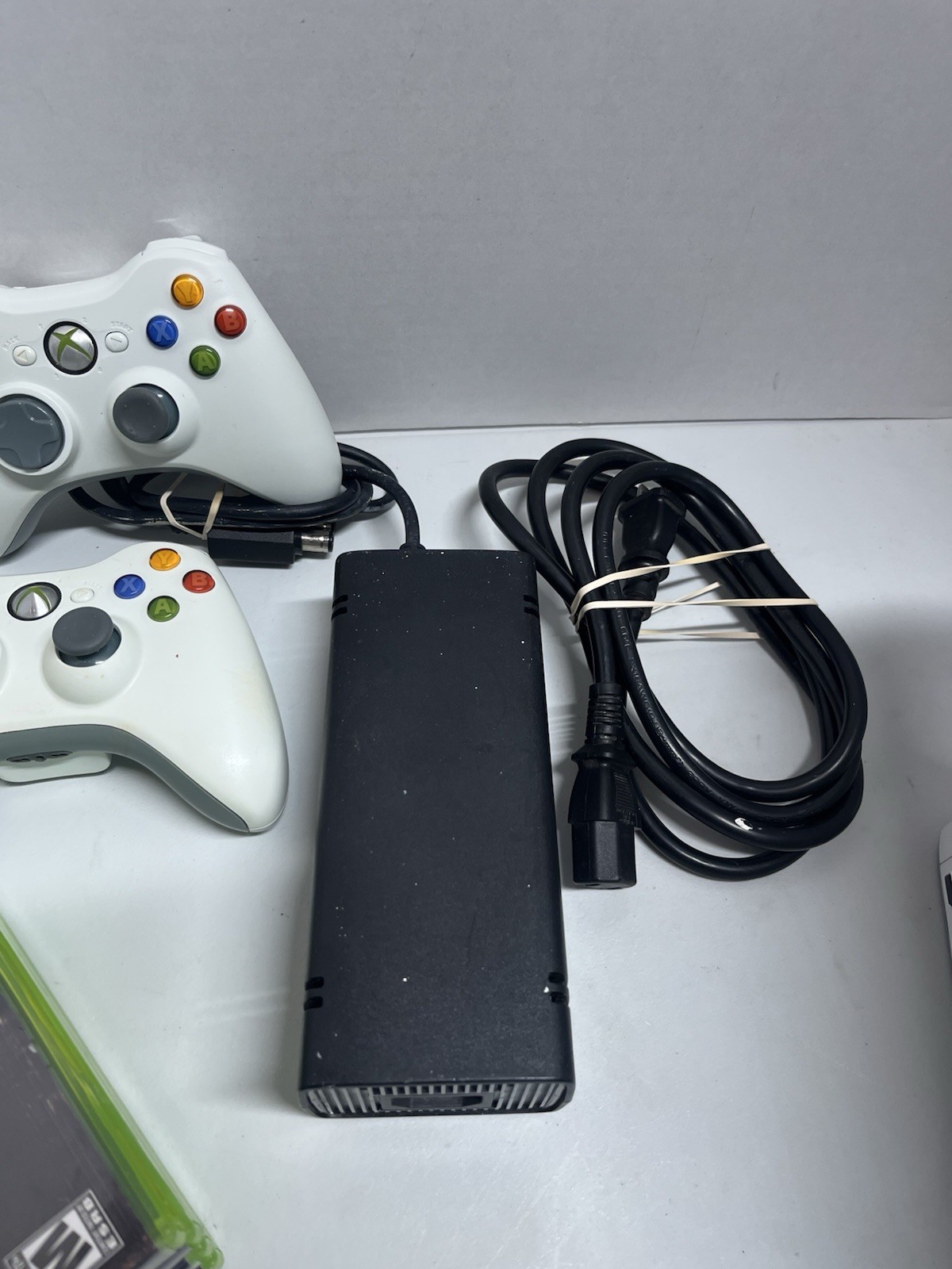 Microsoft Xbox 360 S Slim White 250GB Console With Games Bundle Tested Working