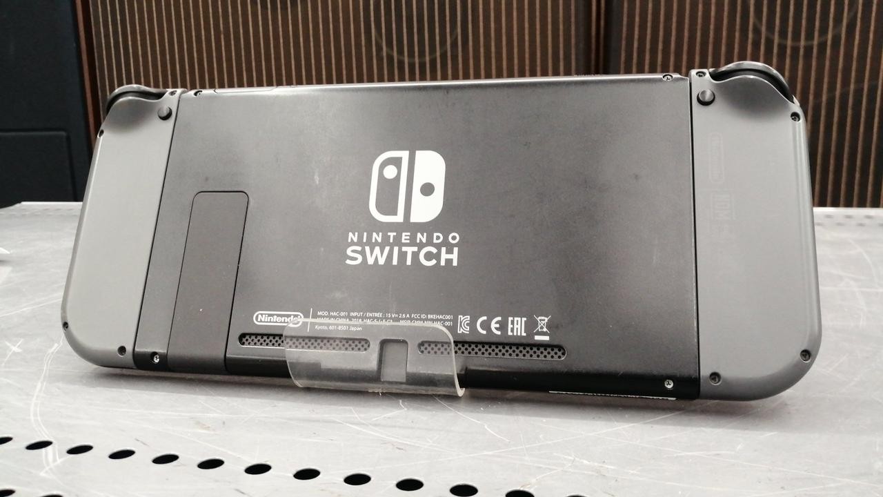 SWITCH Model HAC 001 NINTENDO