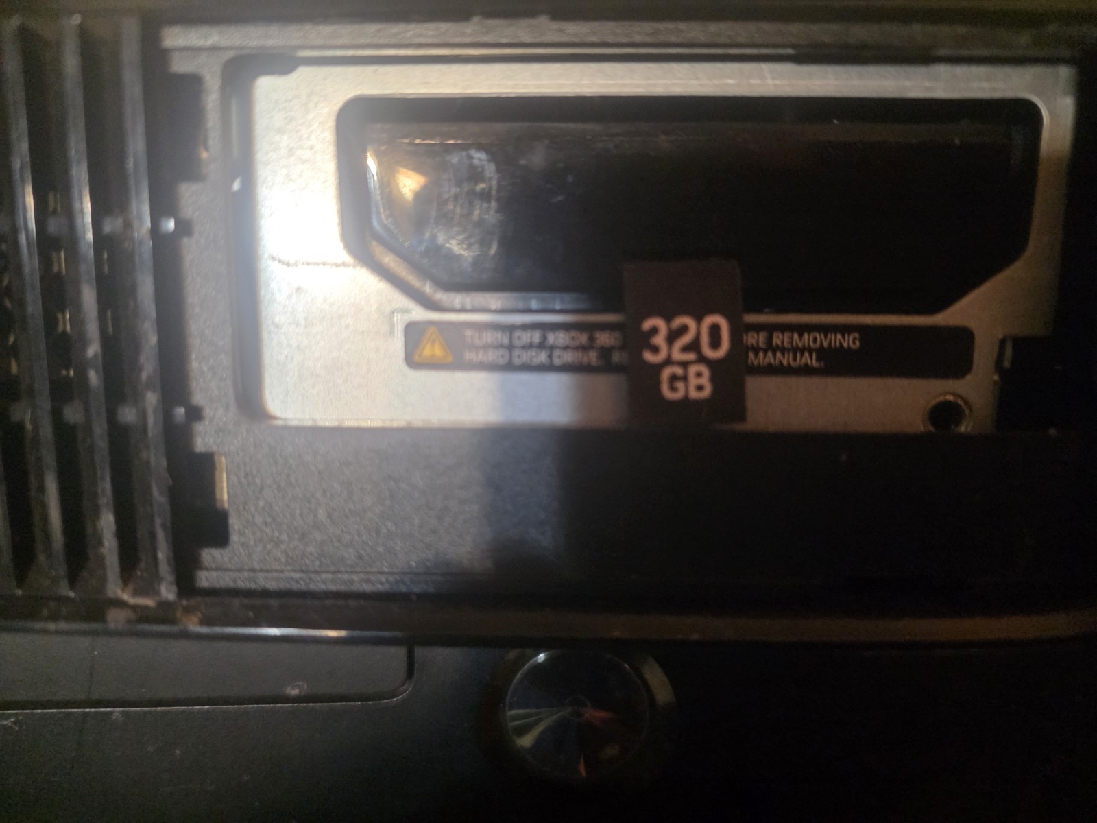 X Box 360 S Gaming console With Kintect Headphones Controller 320 Gb Hard Drive.