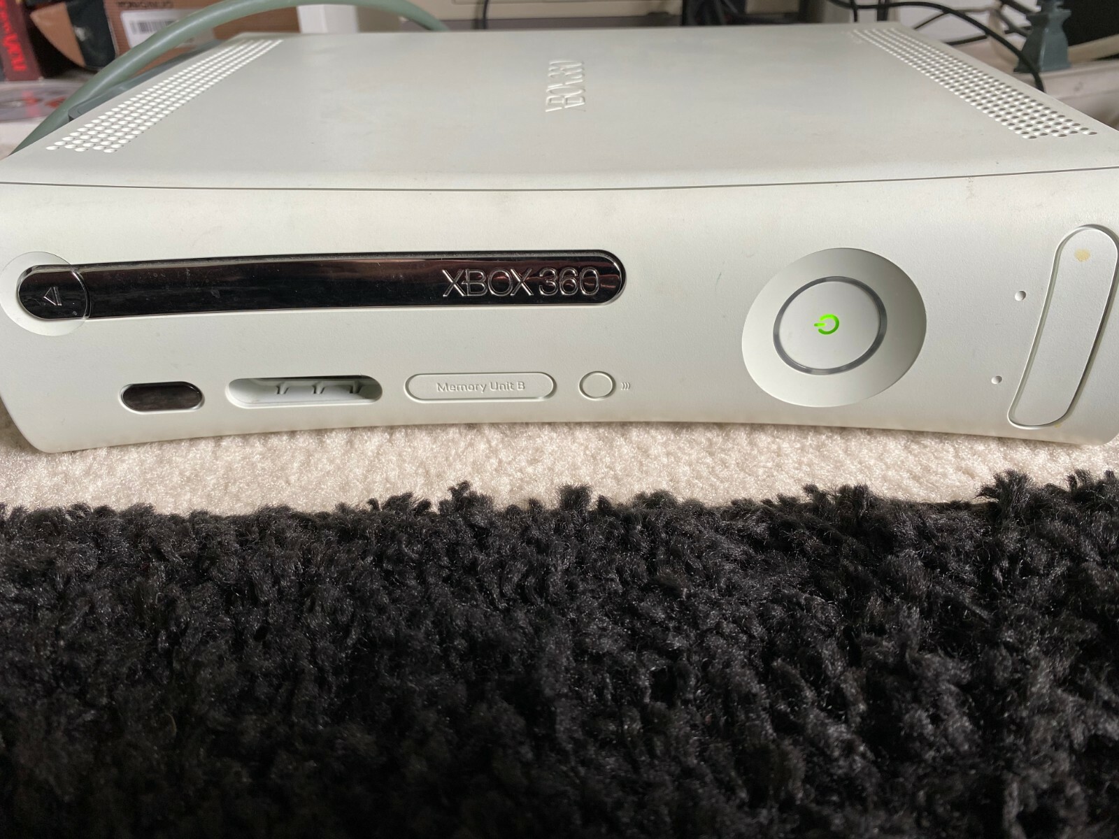 Microsoft Xbox 360 Pro Launch Edition 60GB System w/ Controller & 5 Games
