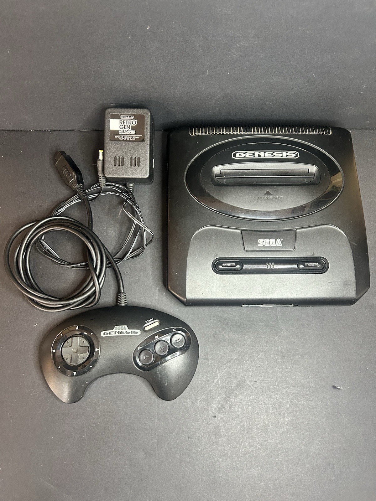 Sega Genesis Model 2 Console w/ OEM 3 Button Controller and AC Adapter POWERS ON