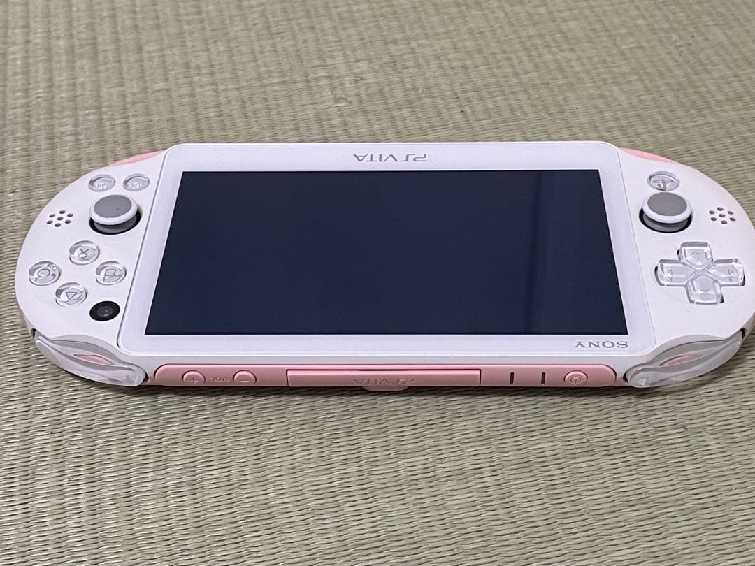Excellent PS Vita Light Pink White PCH 2000 ZA19 Console only