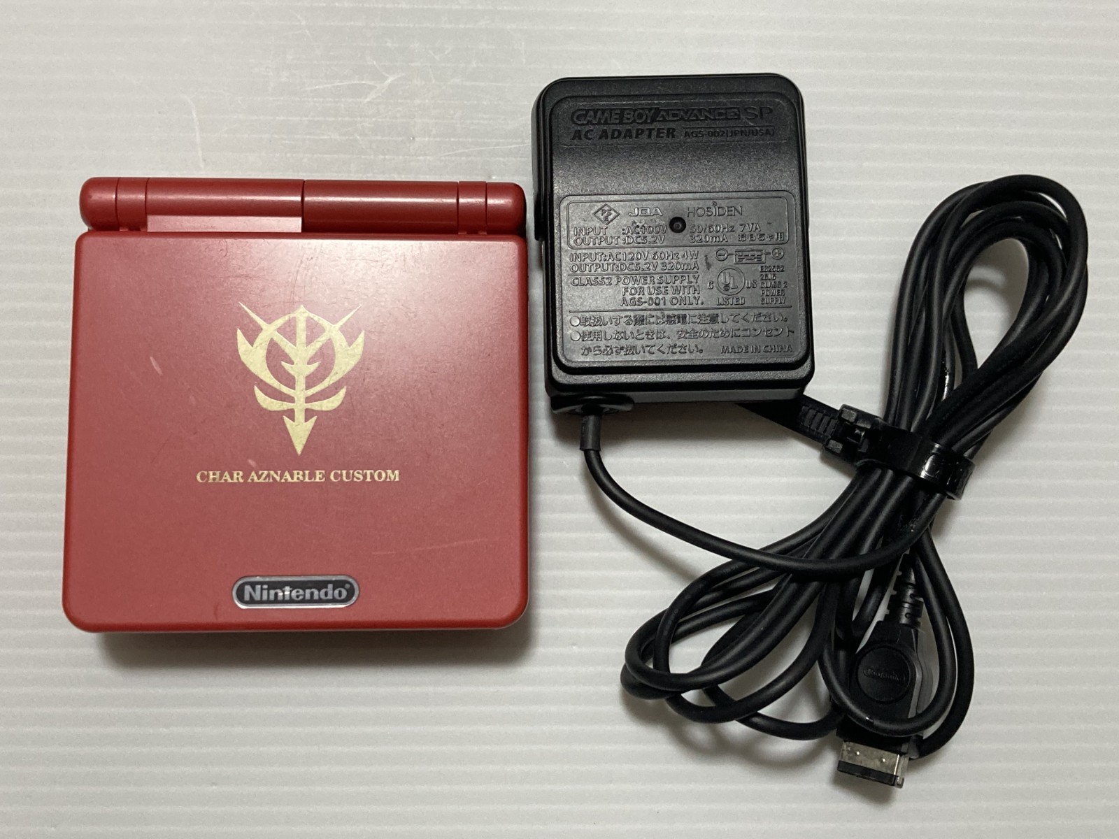 Nintendo Gameboy Advance GBA SP Char Aznable Gundam Limited Edition excellent