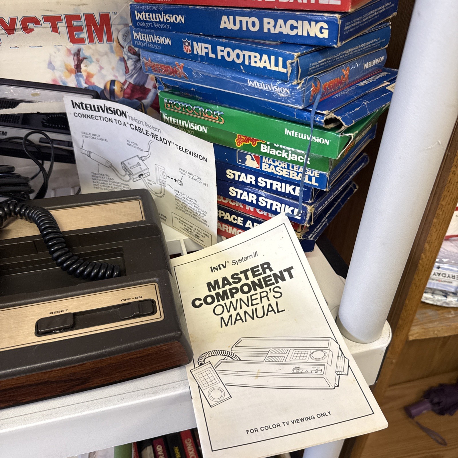 Intelllivision system 22 games Box And console Untested 2 controllers