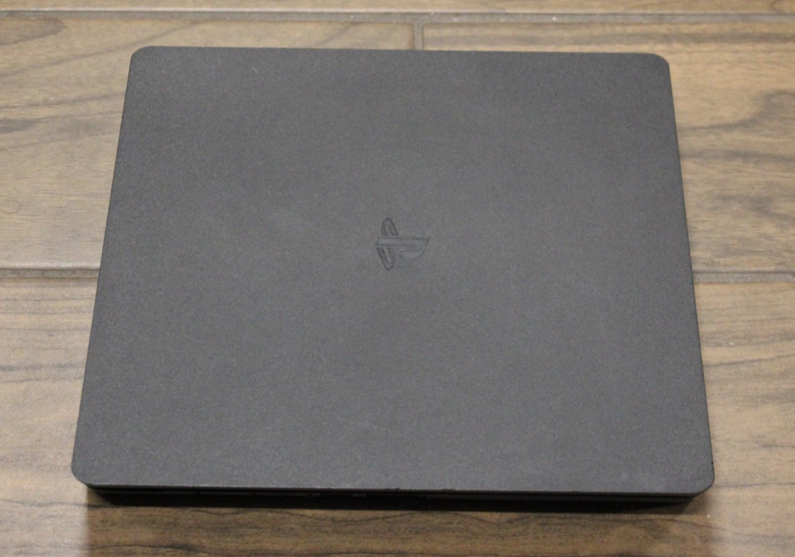 (RI5) Sony Playstation 4 PS4 Slim 500GB Console Black (CUH-2215A)