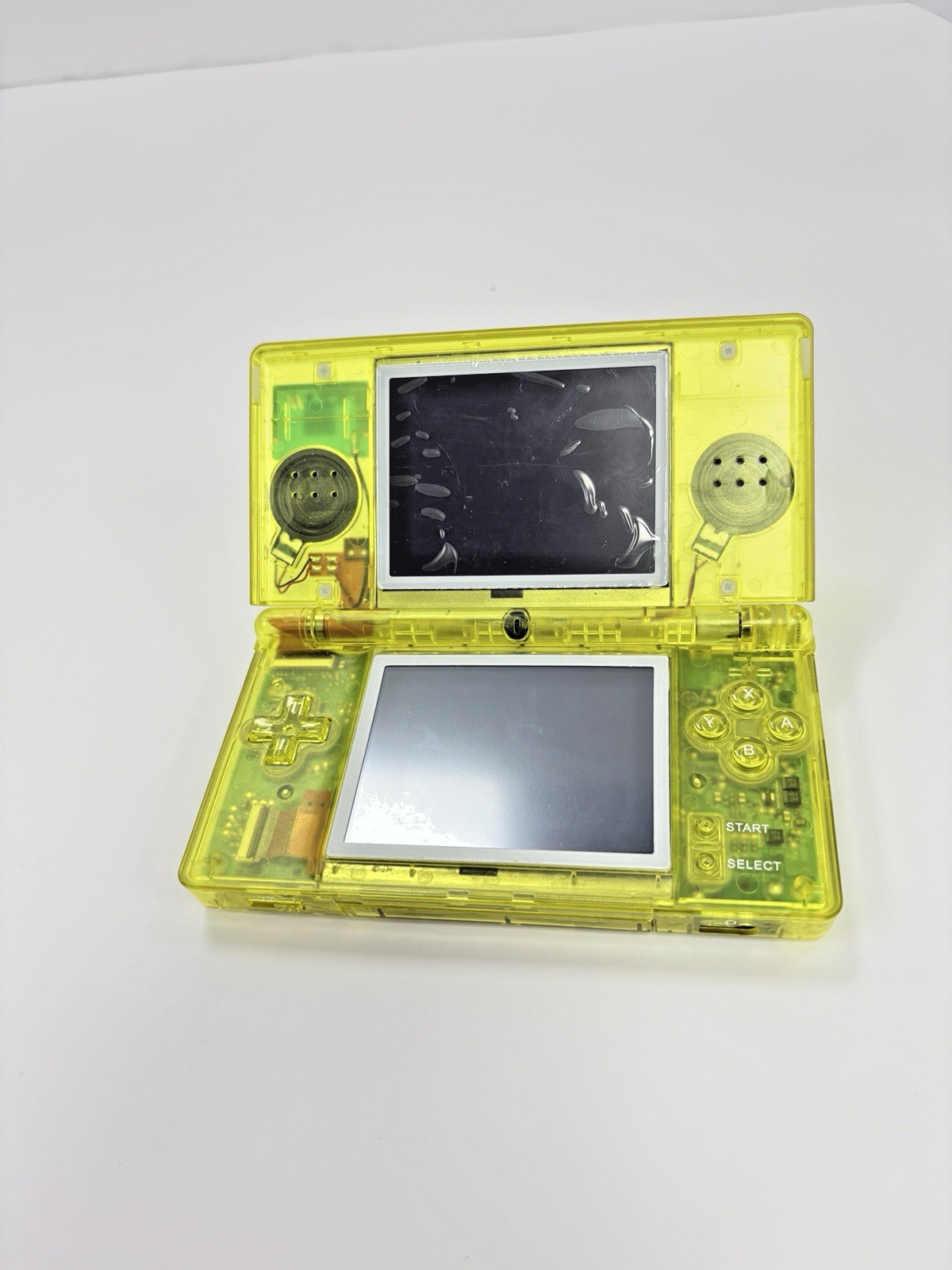 Refurbished Nintendo DS Lite – Transparent Yellow – New Shell