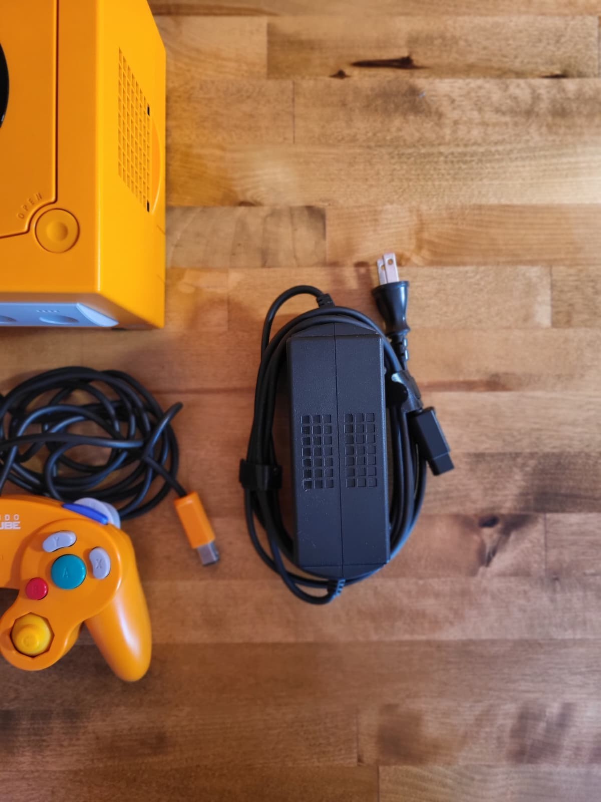 Nintendo GameCube Spice Orange Console DOL-001 NTSC-J Japan OEM Controller