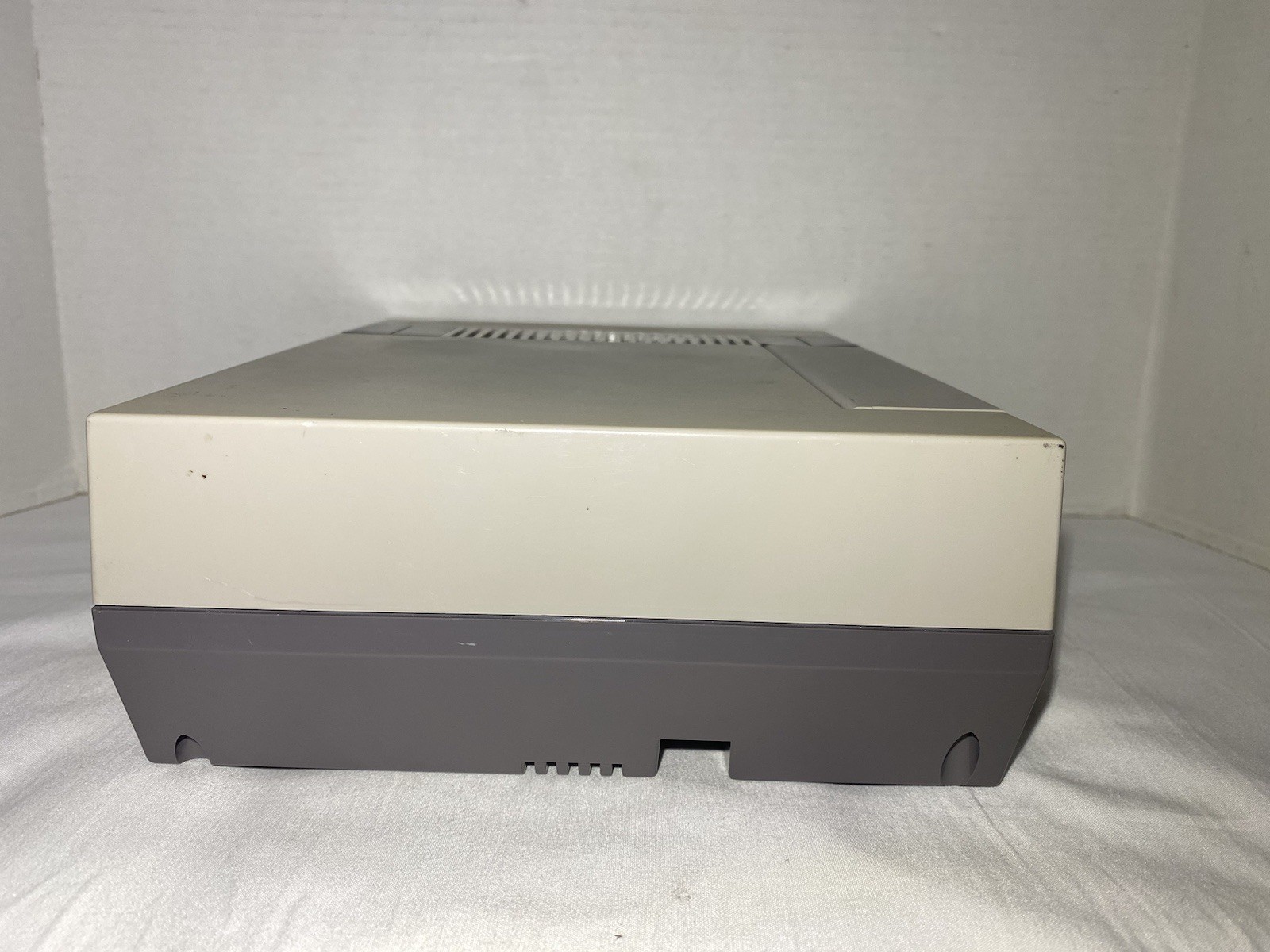 Nintendo NES console only (NES-001) – Tested/works