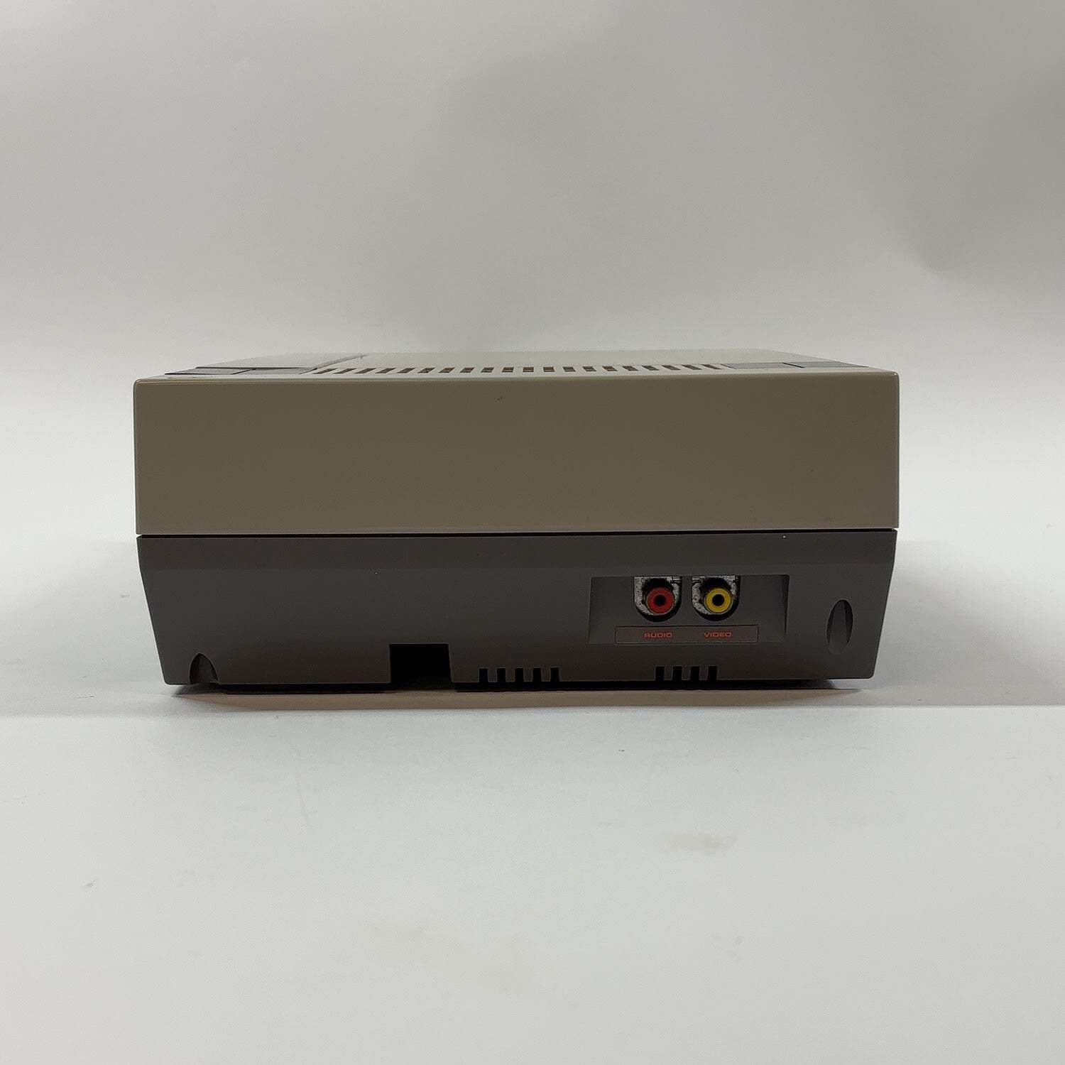 Nintendo Entertainment System NES Console Gaming System Only NES-001 Gray