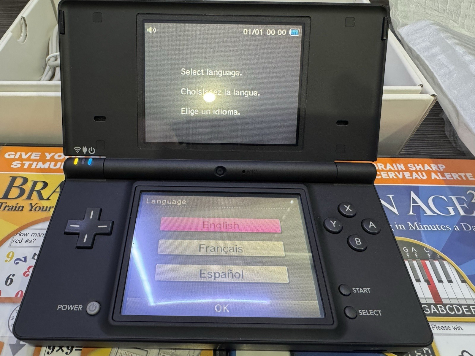 Nintendo DSi Launch Edition Black Handheld System – Very Good