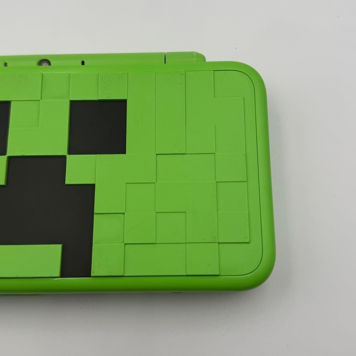 New Nintendo 2DS XL LL Minecraft Creeper Console Stylus Working Japanese ver