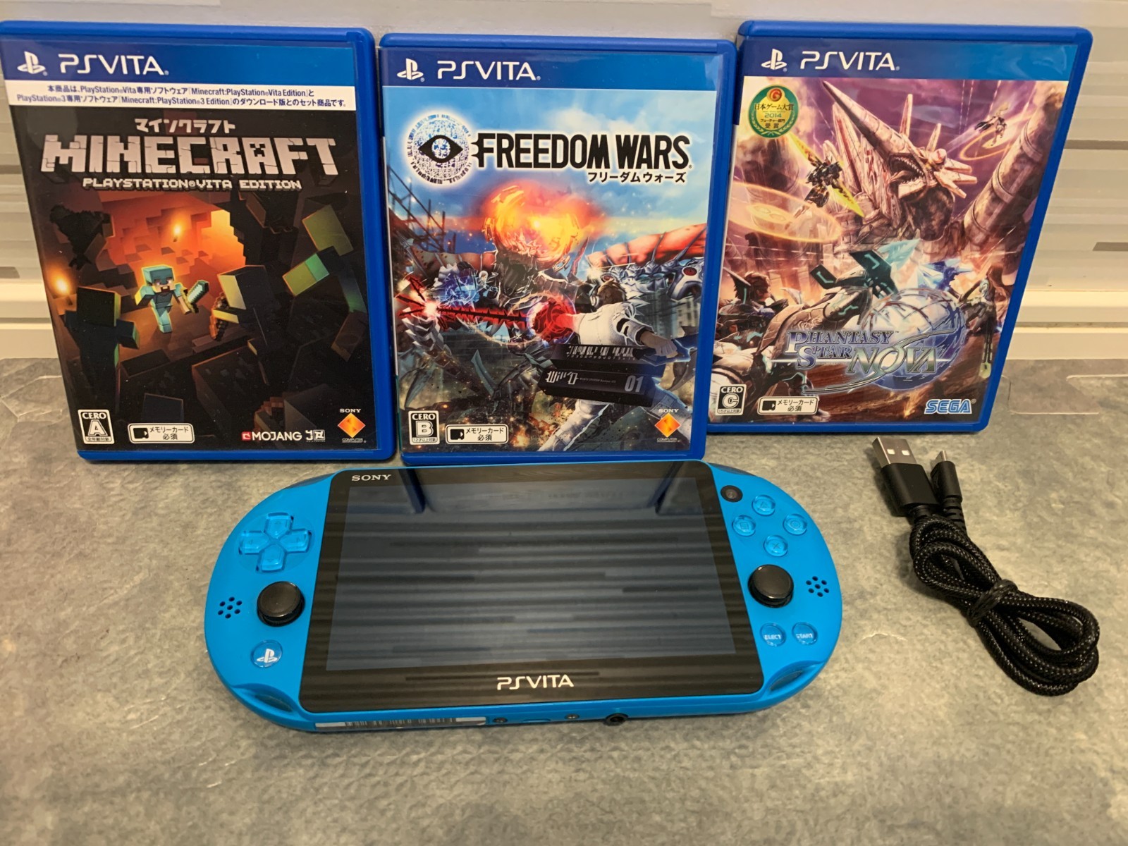 SONY PlayStation PS Vita PCH-2000ZA23 soft set Aqua Blue