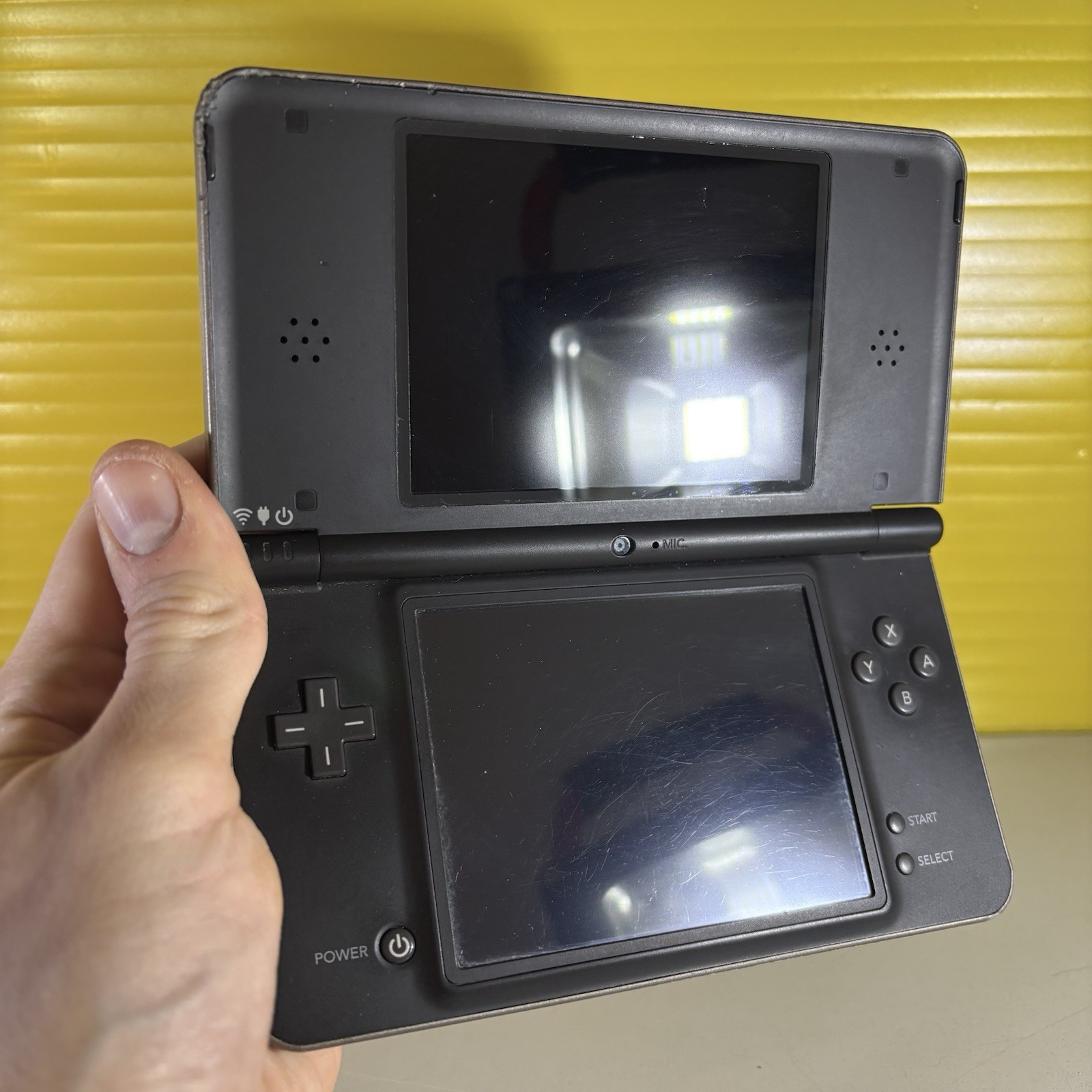Nintendo DSi XL BLACK COMPLETE Handheld Console with Original Box