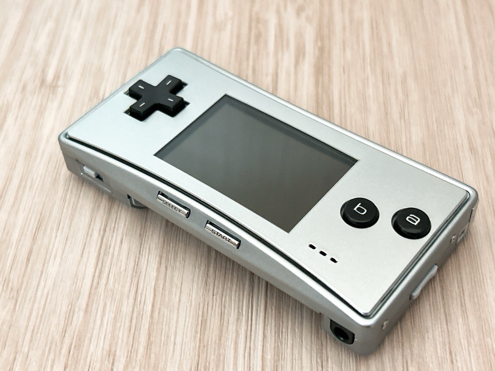 Nintendo GameBoy Micro Silver Console Complete in Box CIB – Near Mint