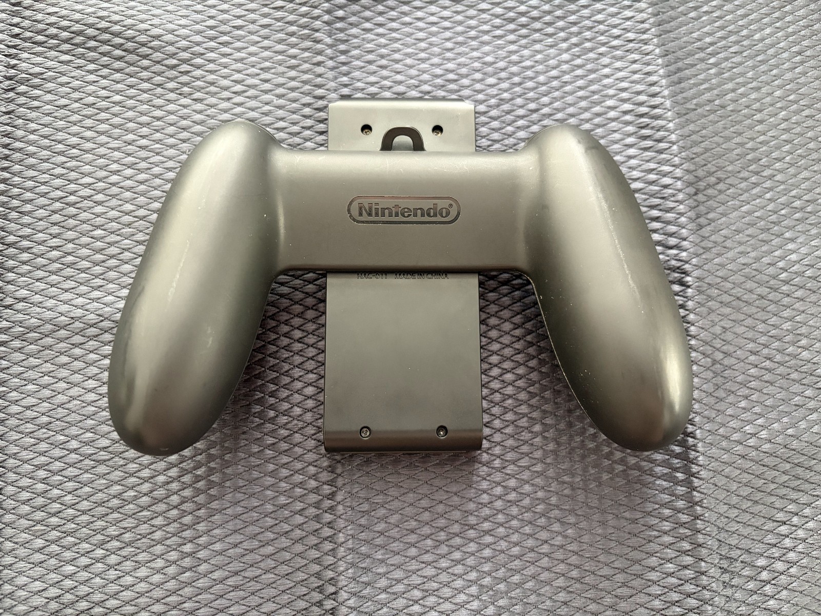 Nintendo Switch 32GB Console with Gray Joy‑Con great condition