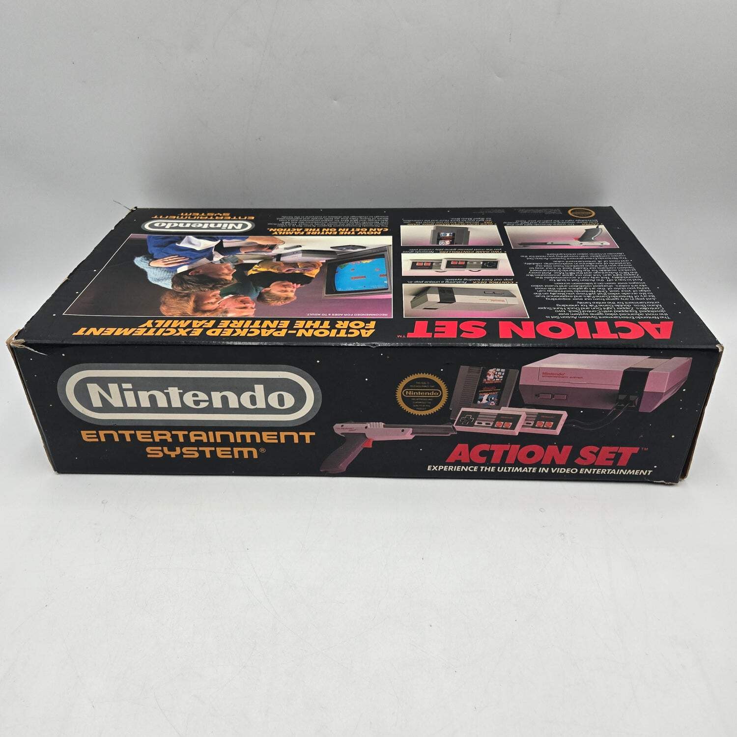 Nintendo Entertainment System NES Video Game Console NES-001 Gray