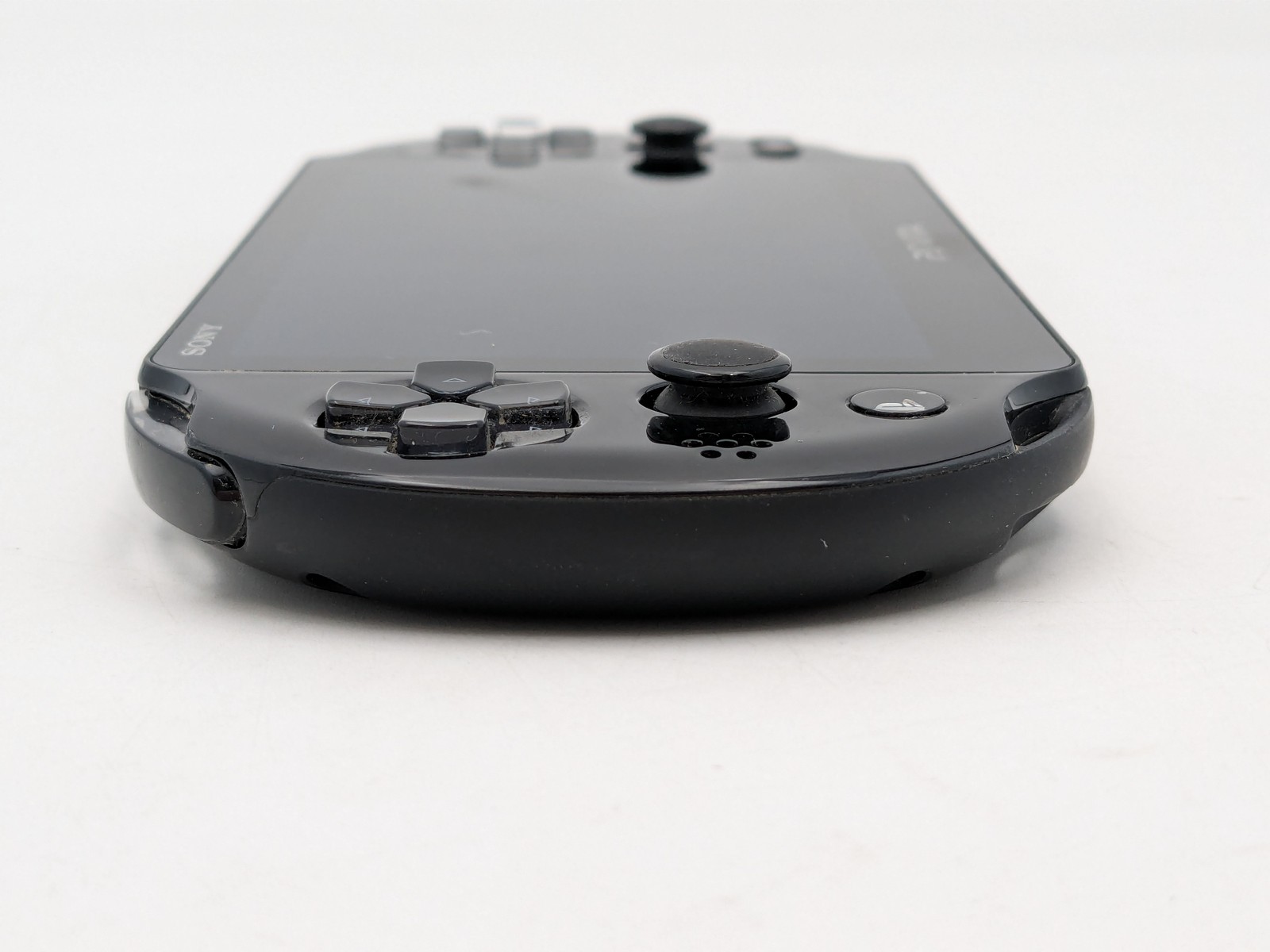 Sony PlayStation Vita Handheld Video Game Console (PCH-2000) – Black