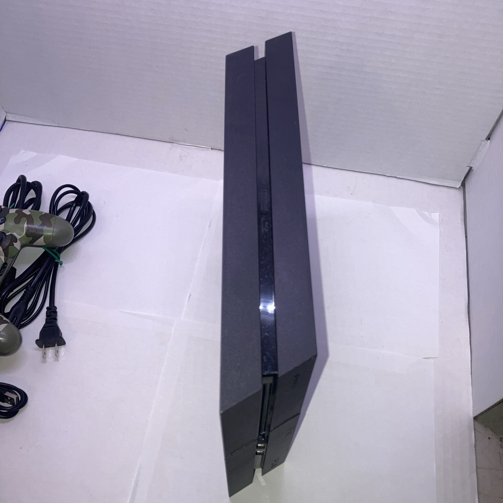 Sony PlayStation 4 Console 400 GB Black Tested No Issues W/wires, Controller