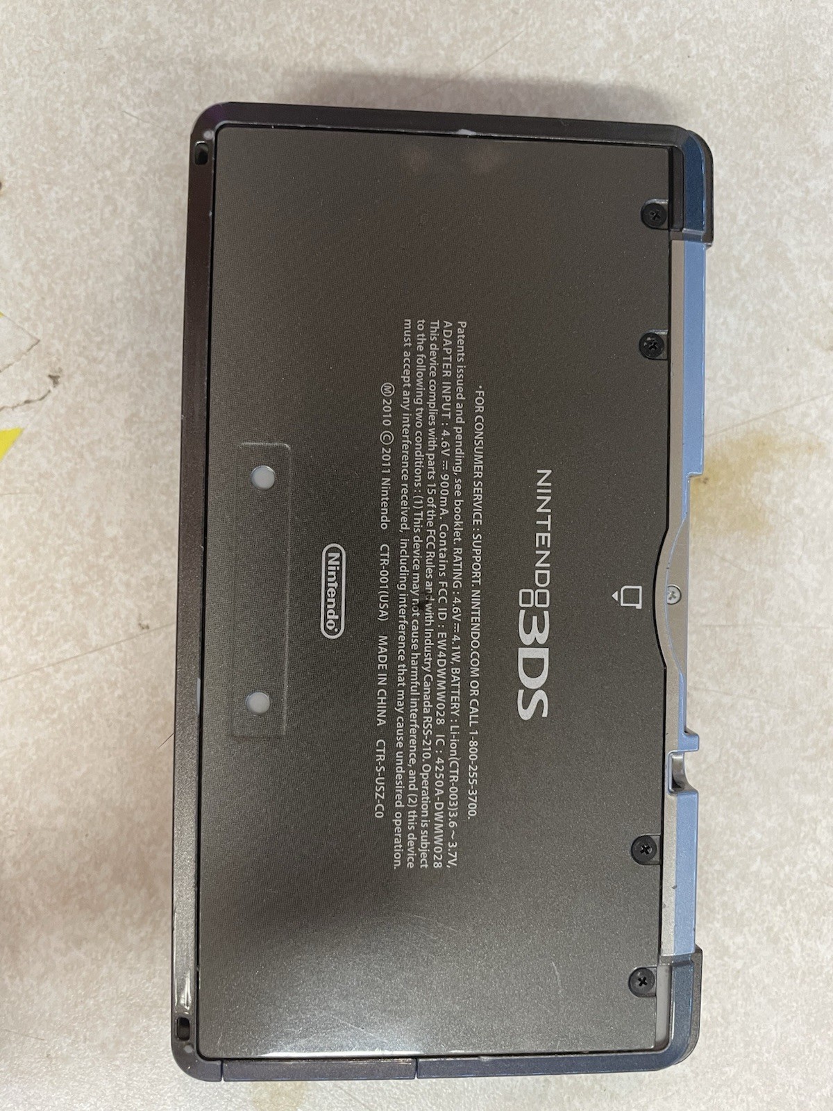Nintendo 3DS 2GB Handheld System – Black