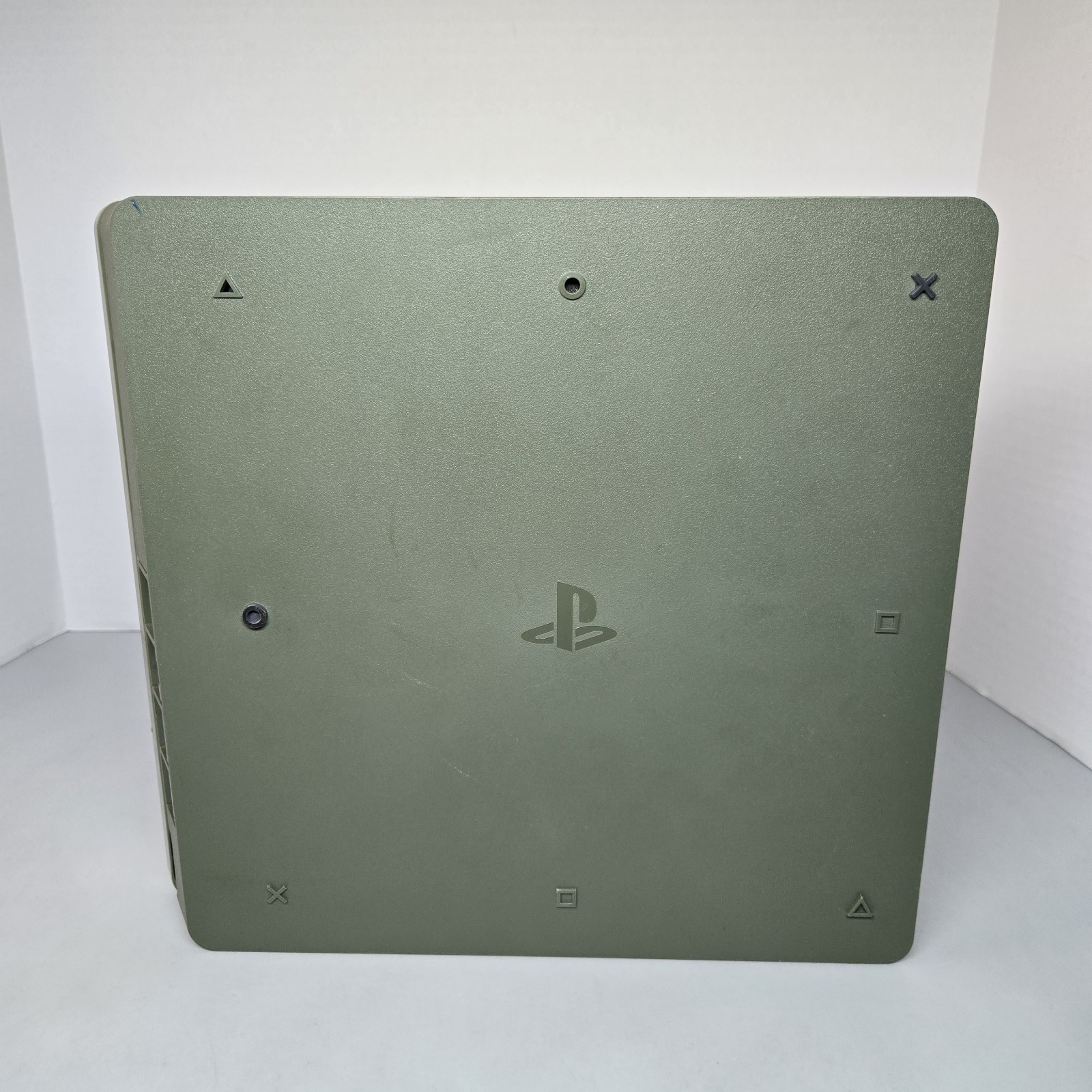 PS4 Slim Call of Duty: WWII Limited Edition 1TB Green Camouflage – Console Only