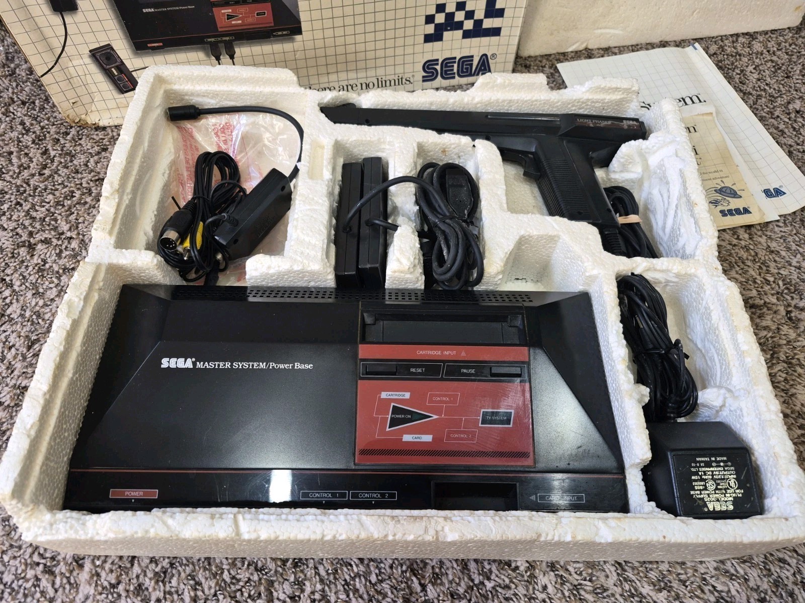 Sega Master System Console Complete in Box CIB TESTED WORKING