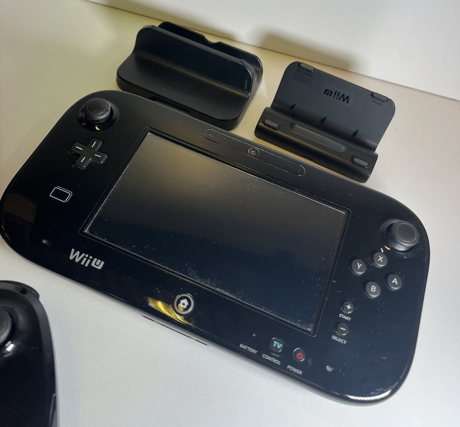 NINTENDO Wii U 32G MONSTER HUNTER 3G HD PREMIUM CONSOLE SET USED TESTED BOXED