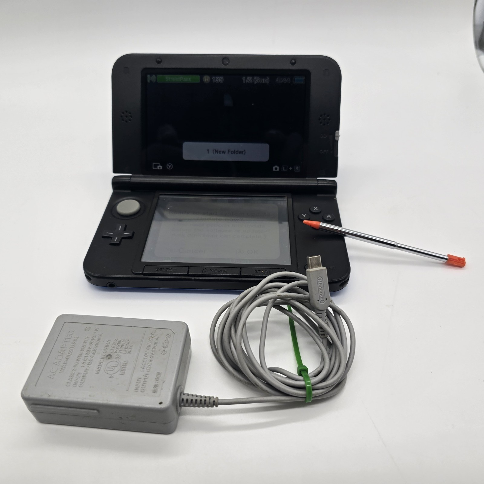 Nintendo 3DS XL Blue Handheld Console w/ Charger Stylus Tested Working